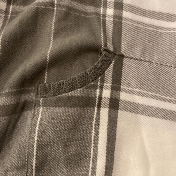 Coco & Carmen turtleneck poncho - Picture 10 of 11